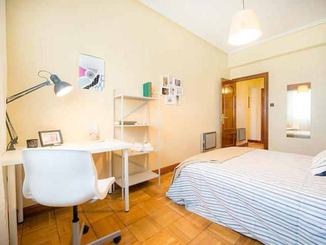 Habitación en alquiler en Errekalde, Bilbao
