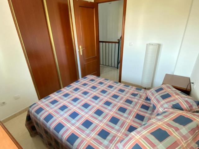 Habitación en alquiler en Carrión De Los Céspedes, Andalucía