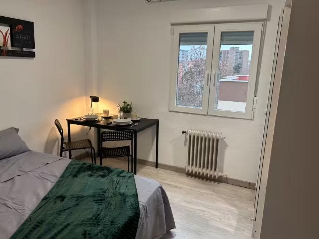 Habitación en alquiler en La Avanzada - La Cueva, Fuenlabrada