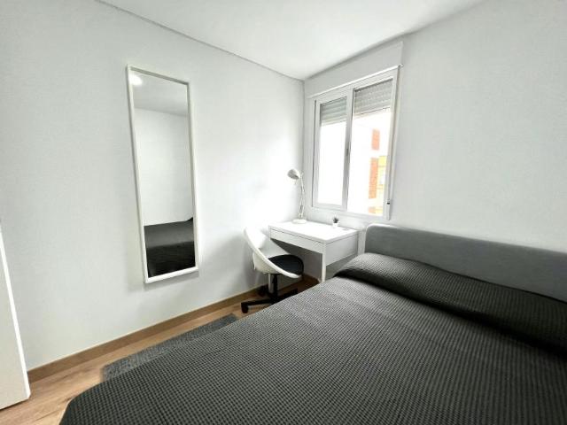 Habitación en alquiler en Juan de la Cierva, Getafe
