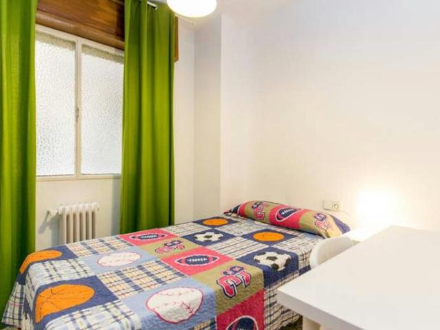 Habitación en alquiler en Ronda, Comarca de la Vega de Granada