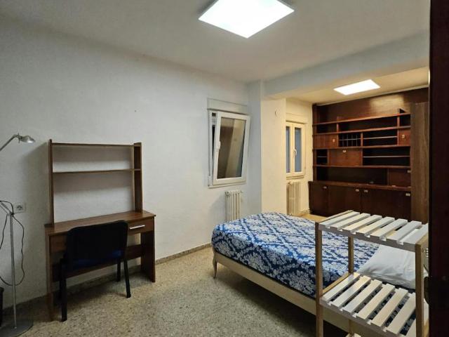 Habitación en alquiler en Ronda, Comarca de la Vega de Granada