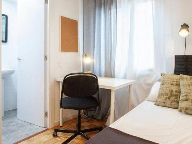 Habitación en alquiler en Ciudad Lineal, Madrid