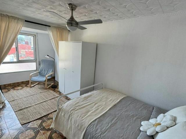 Habitación en alquiler en el Poble Nou, l'Horta Sud