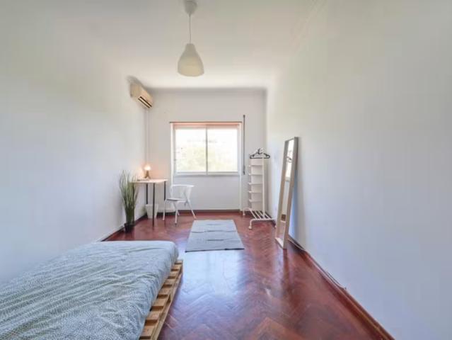 Quarto alugar em Centro Sul, Almada