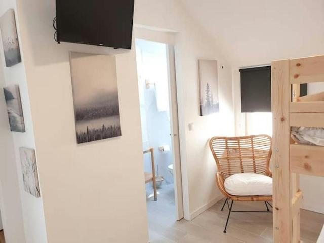 Quarto alugar em Almada, Setúbal