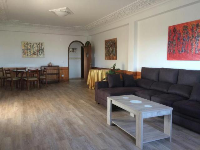 Quarto alugar em Almada, Setúbal
