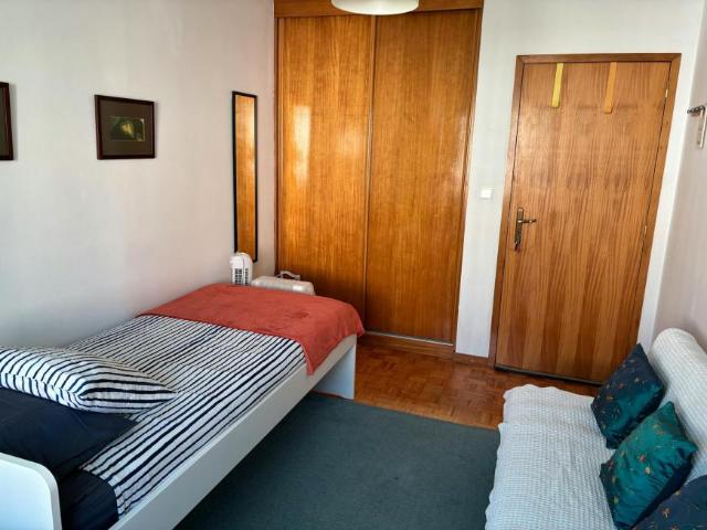 Quarto alugar em Fomega, Almada