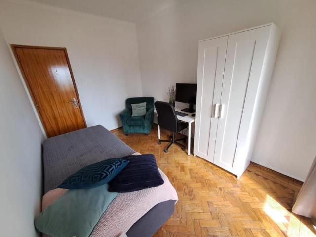 Quarto alugar em Cova da Piedade, Almada