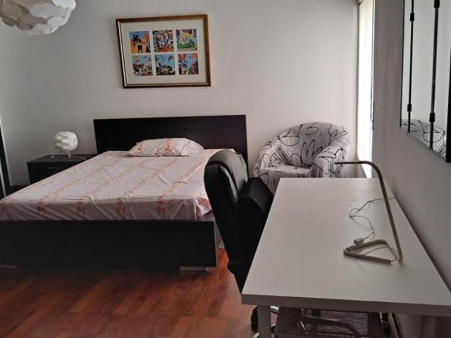 Quarto alugar em Almada, Setúbal