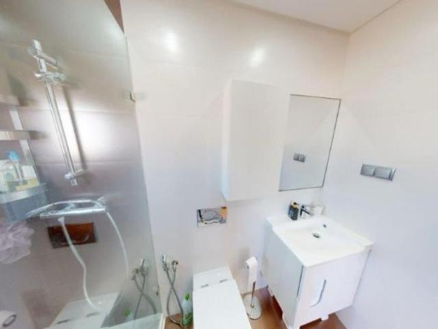Quarto alugar em Almada, Setúbal
