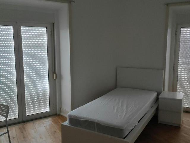 Room alugar em Amadora, Quinta Nova