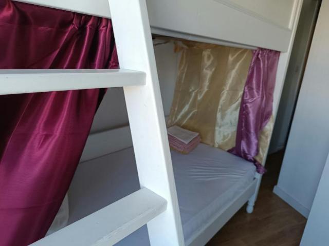Room alugar em Amadora, Damaia de Baixo