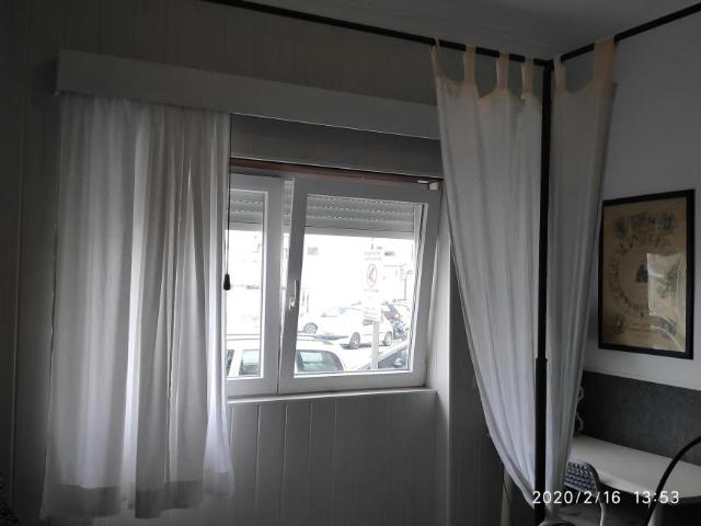 Quarto alugar em Caldas Da Rainha, Leiria