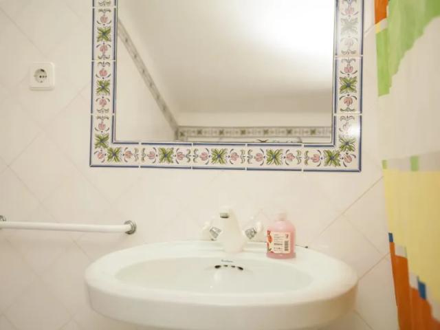 Quarto alugar em Caldas Da Rainha, Leiria