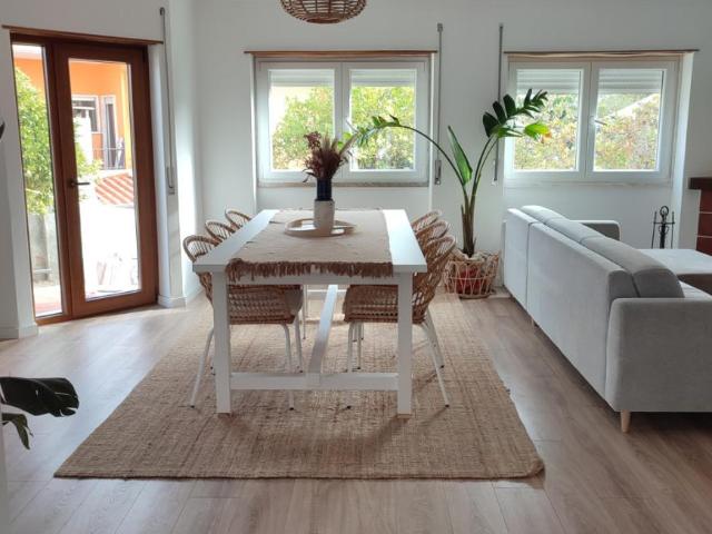 Quarto alugar em Almada, Setúbal
