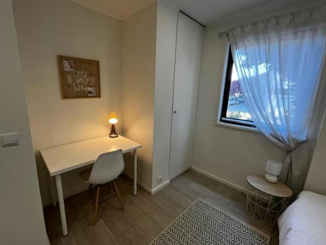 Quarto alugar em Avilhó, Porto