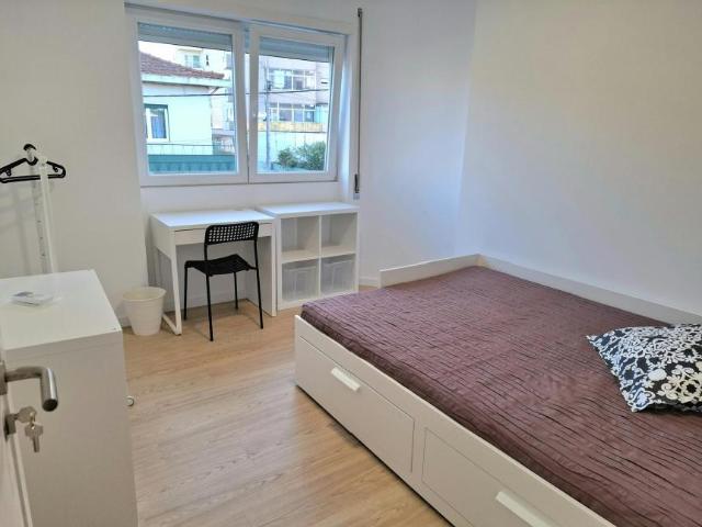 Quarto alugar em Gondomar, Porto