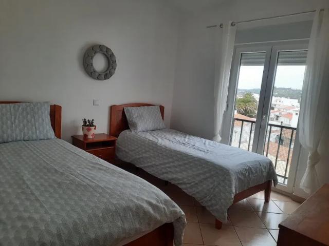 Quarto alugar em Monte Lemos, Lagos