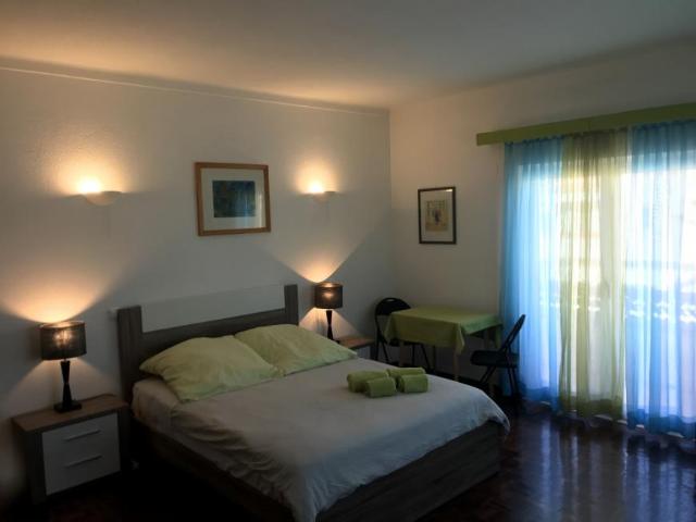 Room alugar em Lagos, Bairro Chesgal