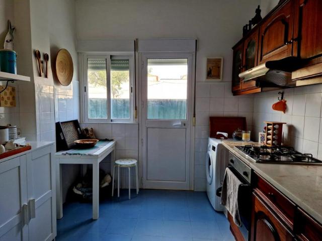 Room alugar em Linda A Velha, Núcleo Urbano Histórico de Linda-a-Velha