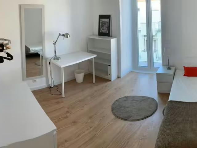 Quarto alugar em Lisboa