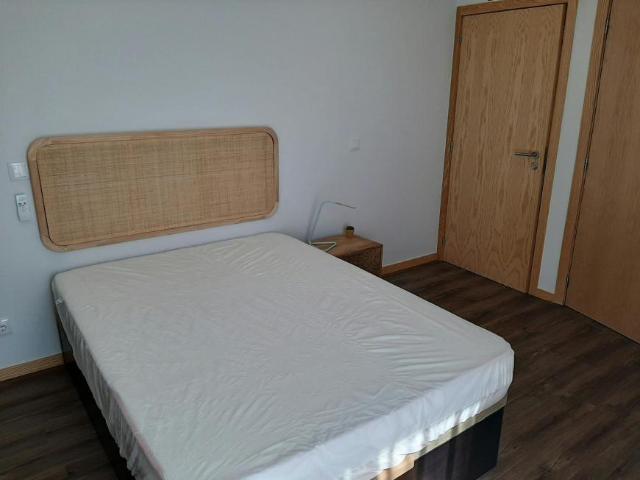 Quarto alugar em Moalde, Porto