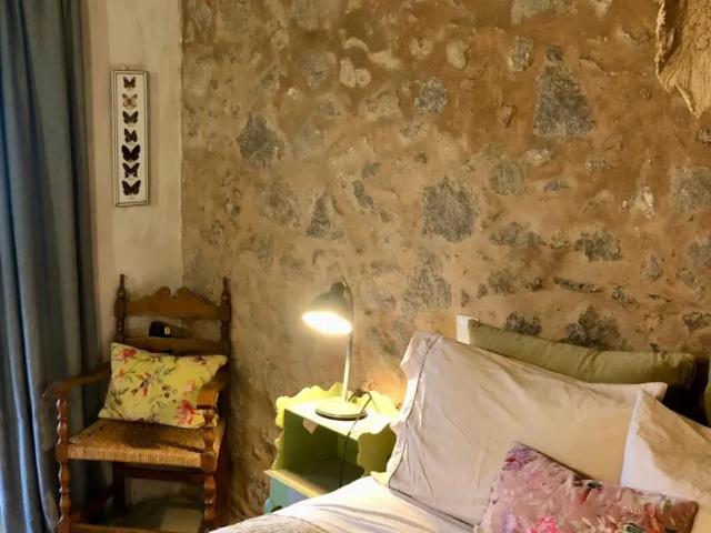 Quarto alugar em Ceiceira, Monchique