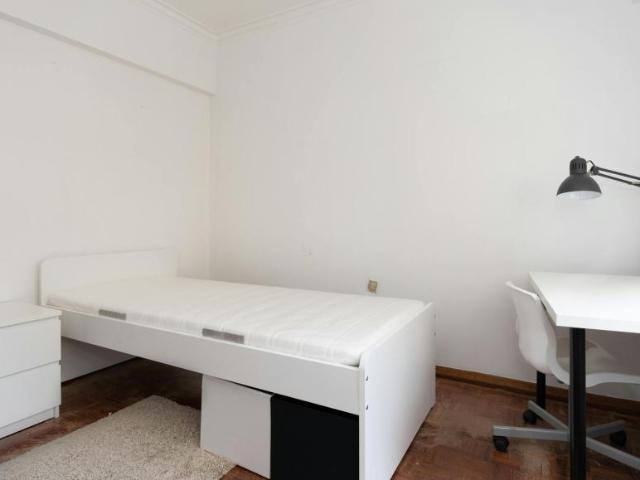 Quarto alugar em Casal do Privilégio, Odivelas