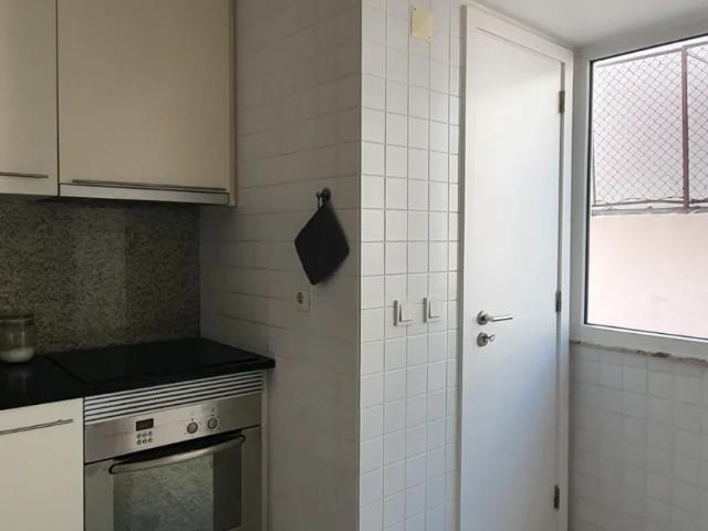 Quarto alugar em Bairro Clemente Vicente, Oeiras