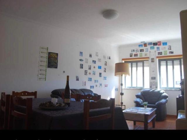 Quarto alugar em Peniche, Leiria