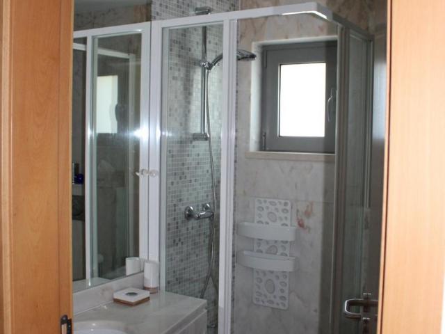 Room alugar em Quarteira