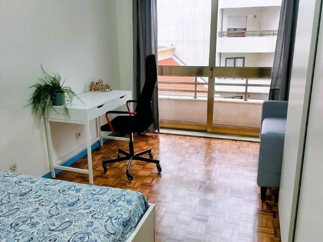 Quarto alugar em Gondomar, Porto