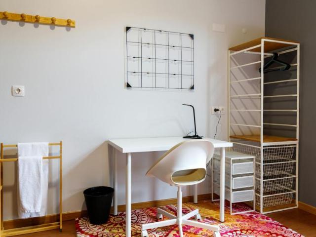 Quarto alugar em Vila Nova De Gaia, Porto