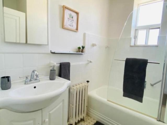 Room for rent in Woburn, Ontario