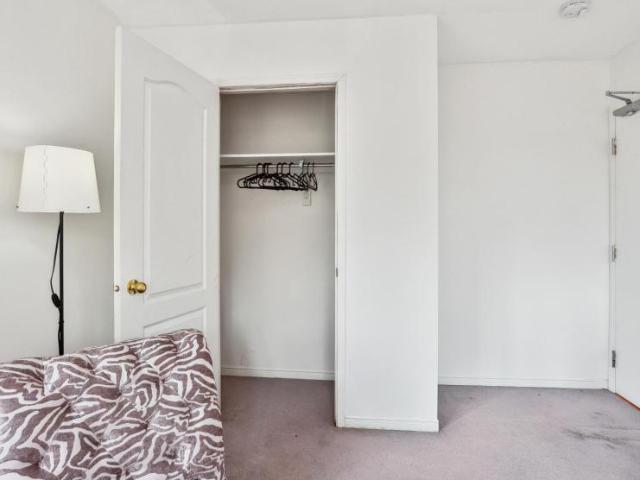 Room for rent in Woburn, Ontario
