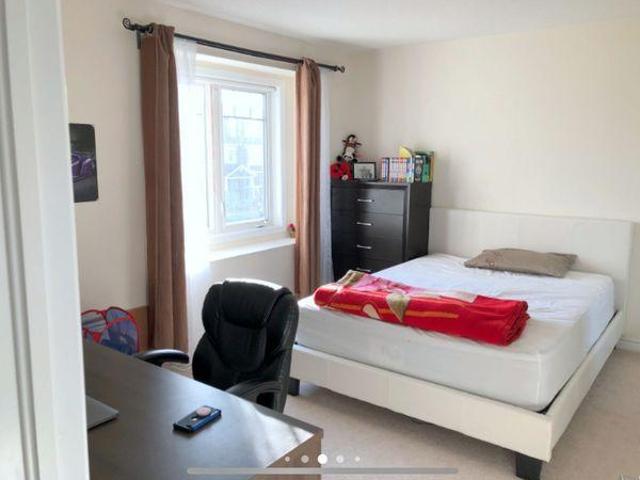 Room for rent in Georgina, Ontario