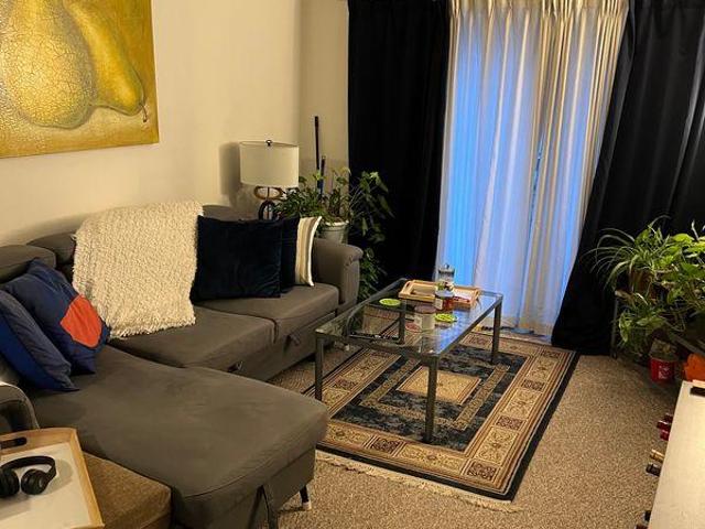 Room for rent in Burnaby, British Columbia