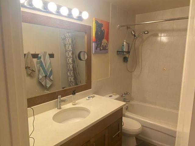 Room for rent in Northwest, Alberta