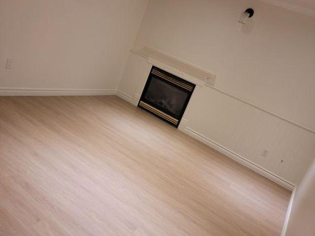Room for rent in York, Ontario