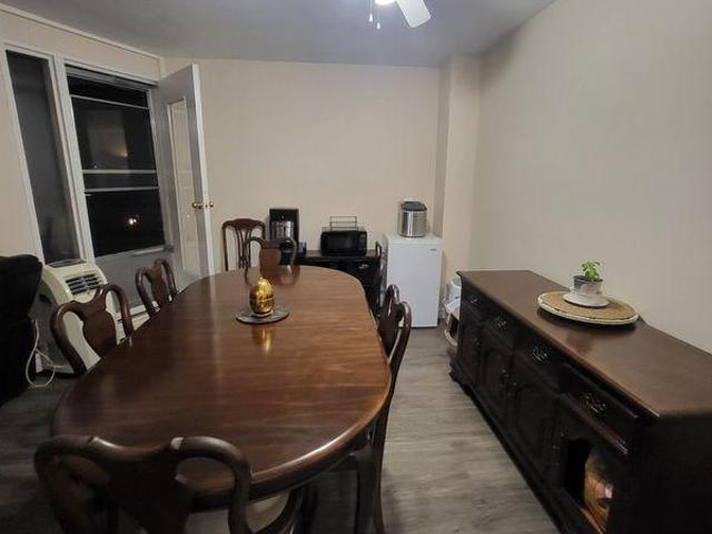 Room for rent in Hamilton