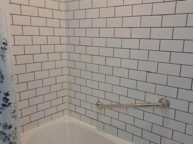 Room for rent in Kingston, Ontario