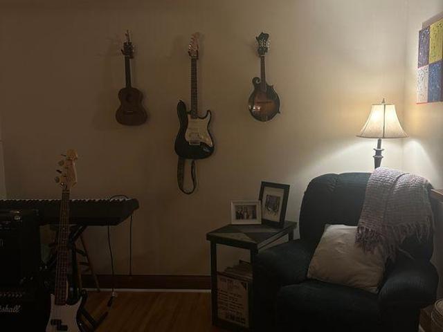 Room for rent in Kingston, Ontario