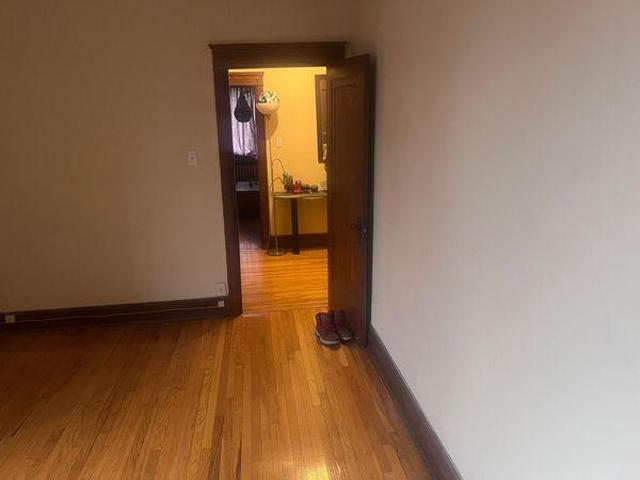 Room for rent in St. Leonard's, Quebec