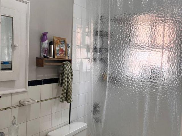 Room for rent in Woburn, Ontario