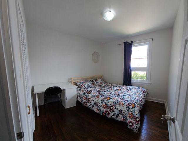 Room for rent in Woburn, Ontario