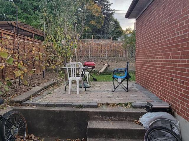 Room for rent in Woburn, Ontario