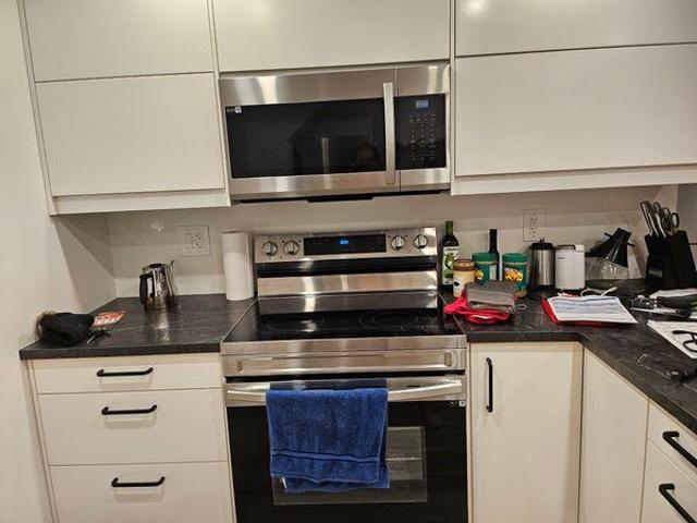 Room for rent in Victoria