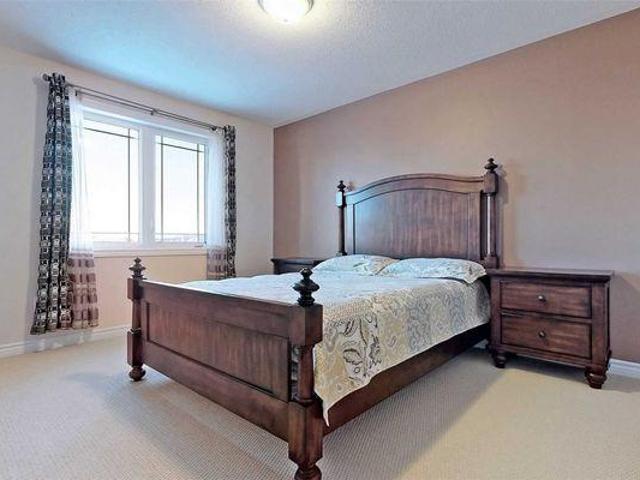 Room for rent in Durham, Ontario
