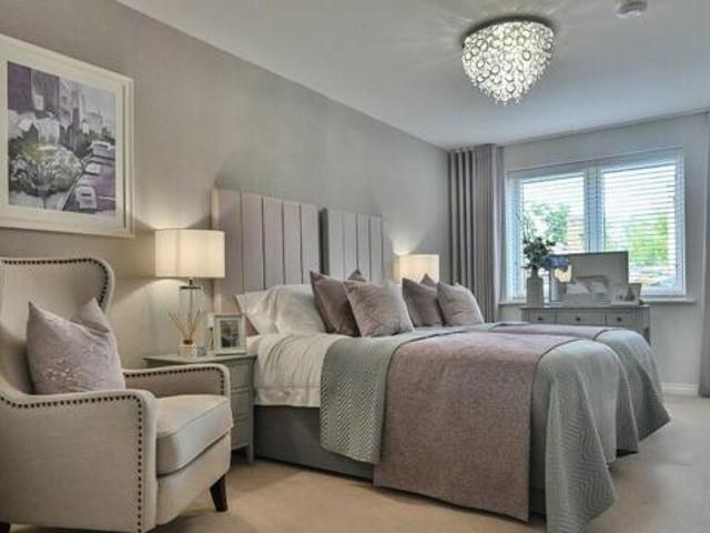 Room for sale in Riverdene, Priest Down